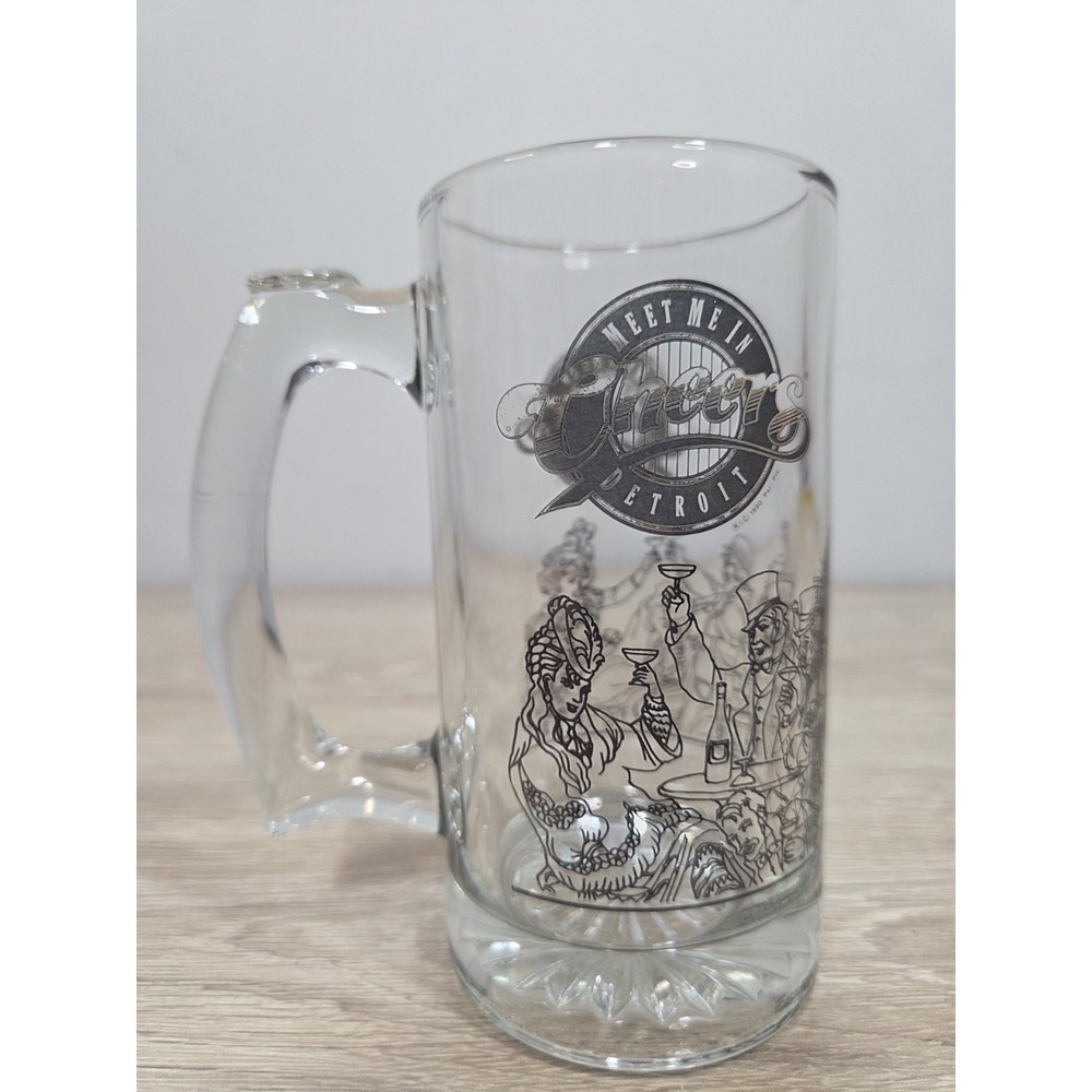CHEERS   Detroit Glass Mug Stein‎ Bar Scene TV show